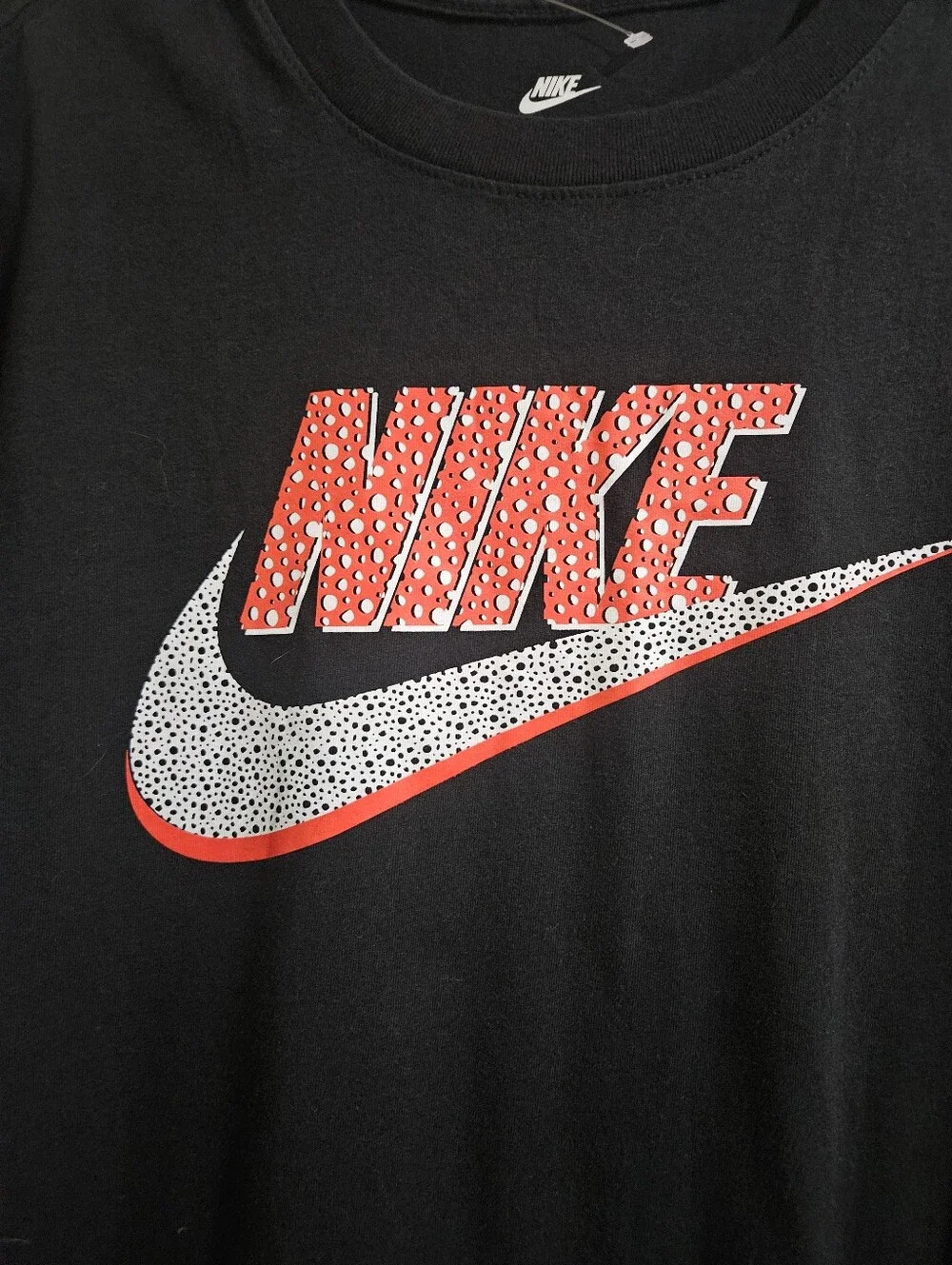 Nike Men's Logo Tee Size Medium